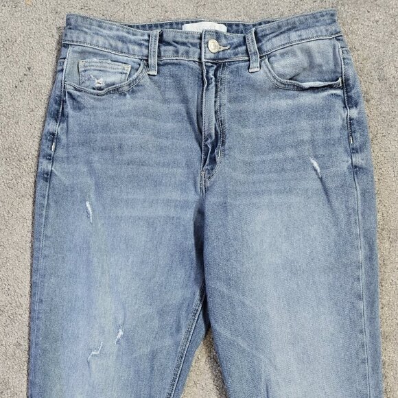 Vervet Blue Light Wash Distressed Cropped Mom Jean VT973 - Picture 4 of 9